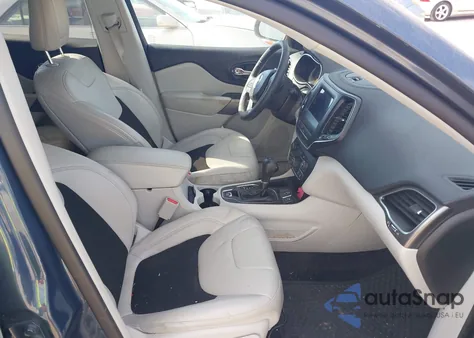 2020 Jeep Cherokee Latitude Plus Fwd z USA, uszkodzony, nr VIN 1C4PJLLB8LD653991